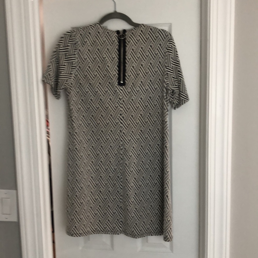 H&M shift dress - Picture 3 of 3